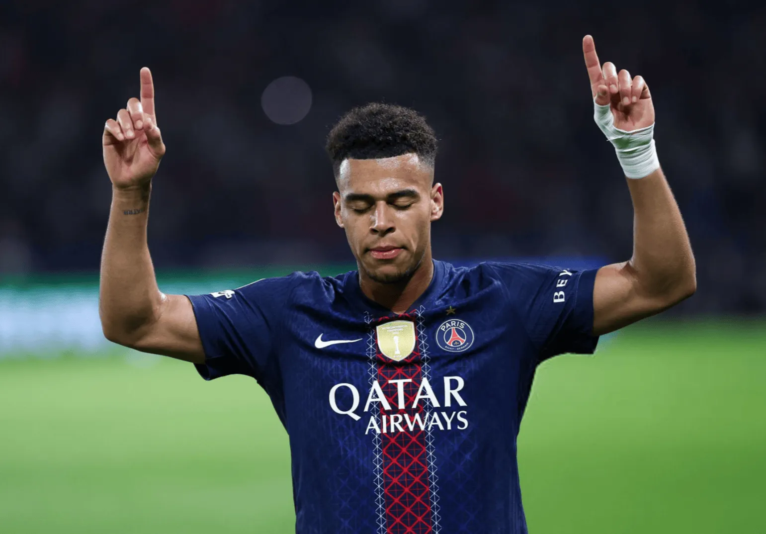 依旧福将，巴黎在杜埃进球的23场比赛中保持全胜战绩