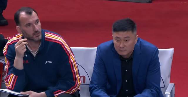 B体育-遭央视无视！今晚8点，广东再斗上海，杜锋复仇战，11冠王恐遭3杀